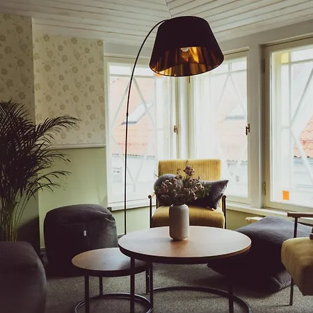Vanalinna * Kuressaare
