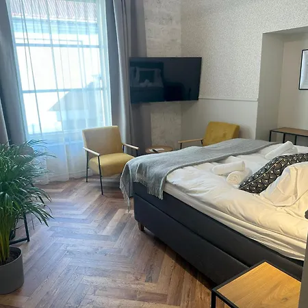 Vanalinna Boutique Szálloda *