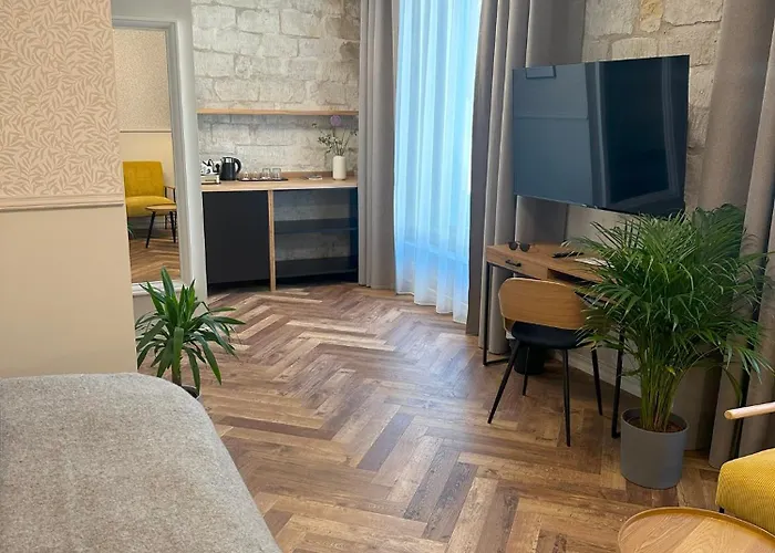 Vanalinna Boutique Отель